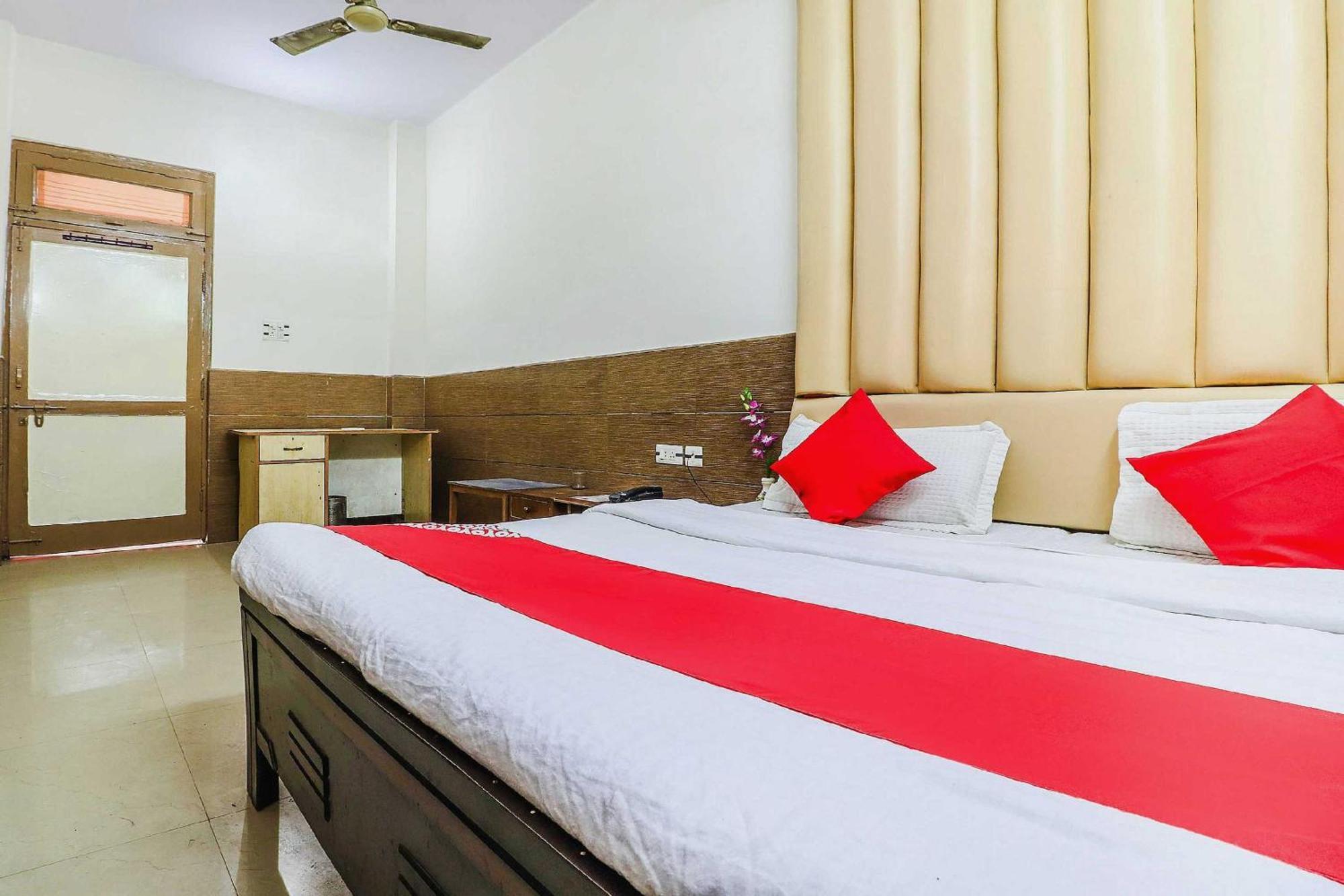 Hotel O Prem Chunaria Moradabad Eksteriør billede